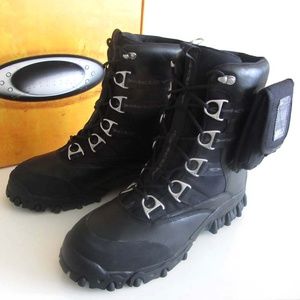 oakley hiking footwear